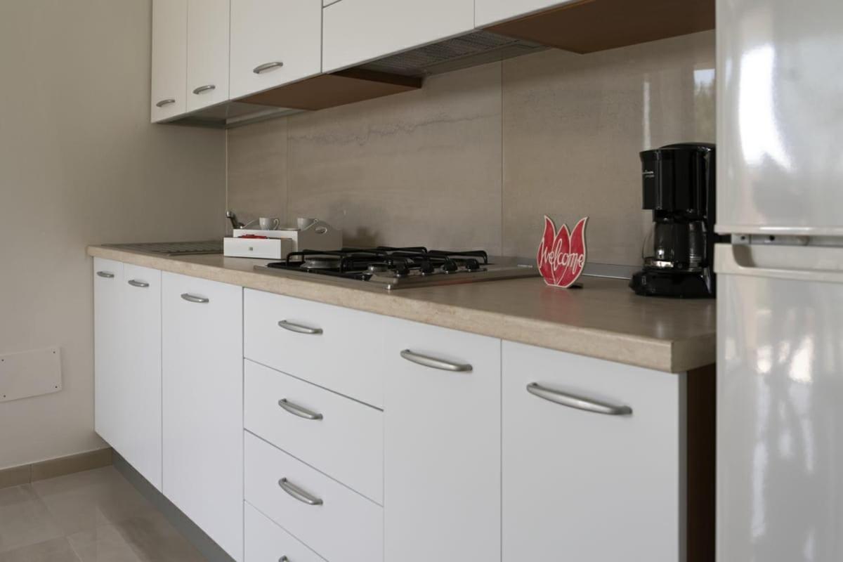 Appartamenti Residence Tulipano Сирмионе Екстериор снимка