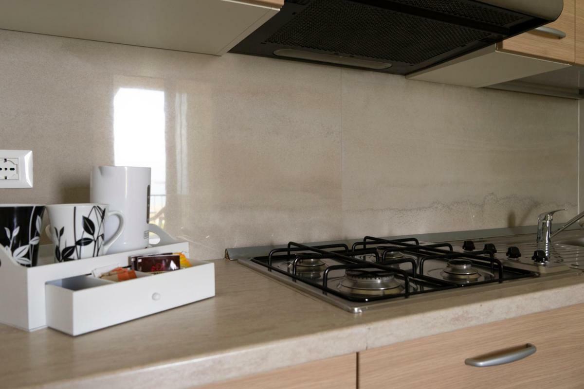 Appartamenti Residence Tulipano Сирмионе Екстериор снимка